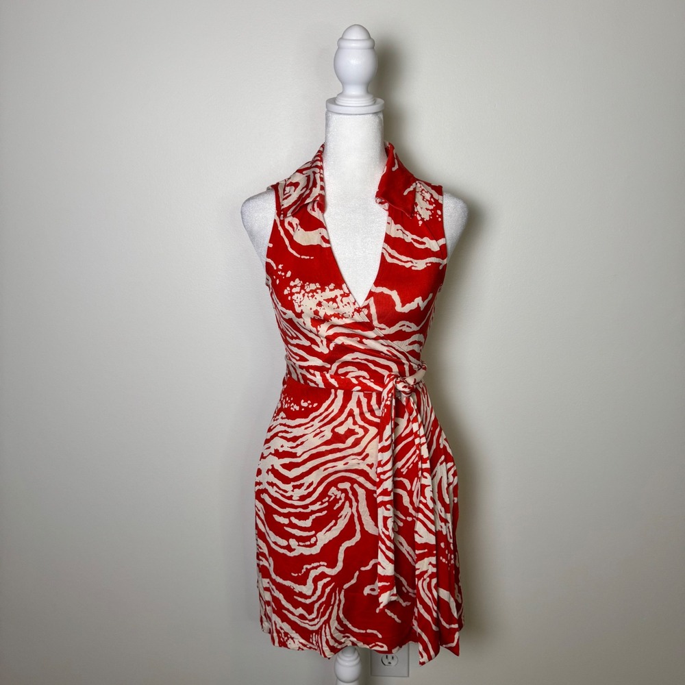 Diane Von Furstenberg Vintage Silk Red Abstract Wrap Dress Size 4 Designer
